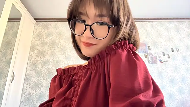 Bella Voraesynd online show from 6, 3, 2026