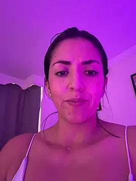 SamanthaWalker  online show from 13, 3, 2026