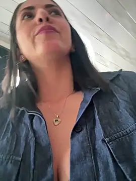 SamanthaWalker  online show from 26, 3, 2026