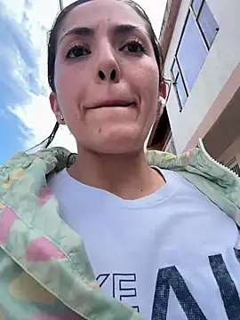 SamanthaWalker  online show from 22, 4, 2026