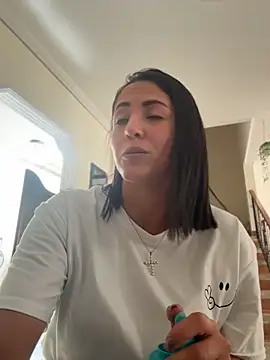 SamanthaWalker  online show from 11, 6, 2026