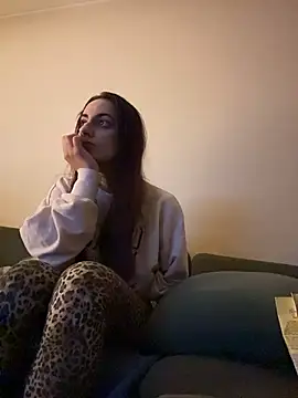 chiara-mario online show from 7, 6, 2026