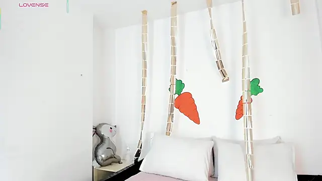 Eve-01 online show from 7, 4, 2026