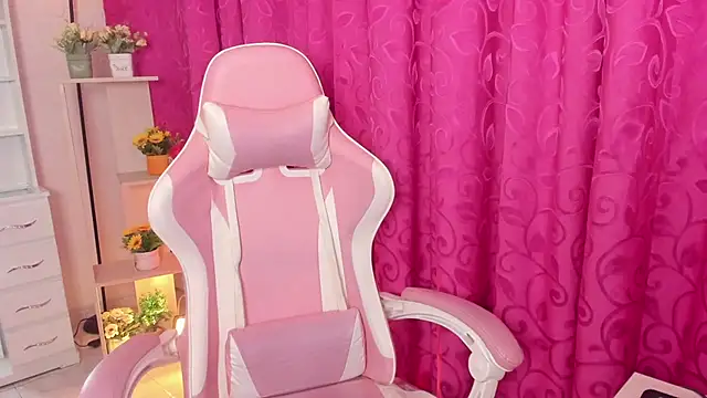 Ivy Brown  online show from 27, 3, 2026