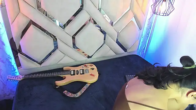 Mystical meteor online show from 21, 4, 2026