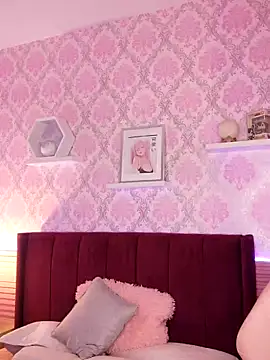 Jade rous online show from 13, 4, 2026