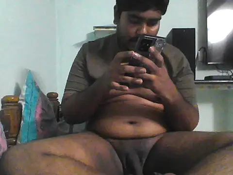 Snapshot of Foxboy65 chatting on 26, 4, 2026 Foxboy65 online show from 26, 4, 2026