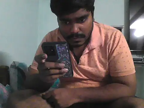 Snapshot of Foxboy65 chatting on 28, 4, 2026 Foxboy65 online show from 28, 4, 2026