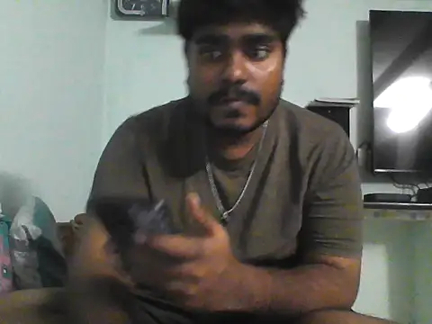 Snapshot of Foxboy65 chatting on 29, 4, 2026 Foxboy65 online show from 29, 4, 2026
