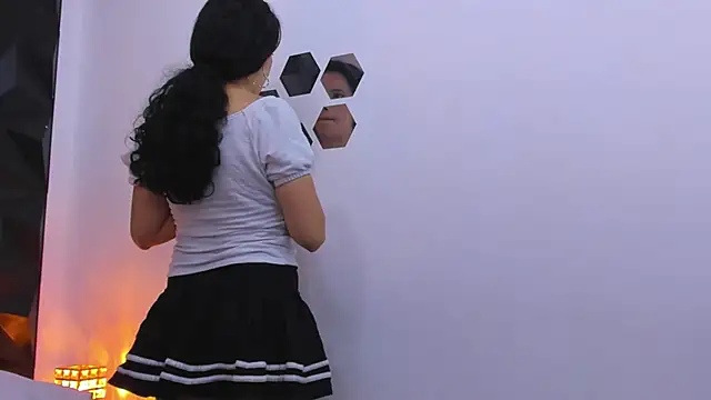 Katijis online show from 11, 4, 2026