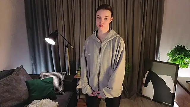 Snapshot of KelsieBatt chatting on 20, 3, 2026 KelsieBatt online show from 20, 3, 2026