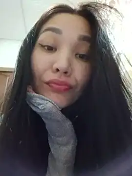 HollyXMolly online show from 9, 3, 2026