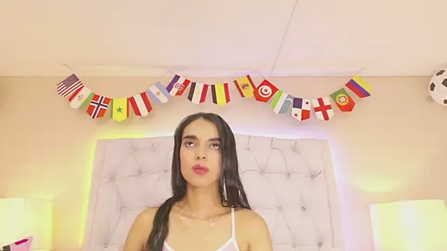 Snapshot of MeganRoseh chatting on 25, 6, 2026 MeganRoseh online show from 25, 6, 2026