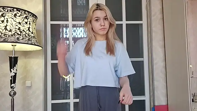 SweetBoobiesChill online show from 9, 3, 2026