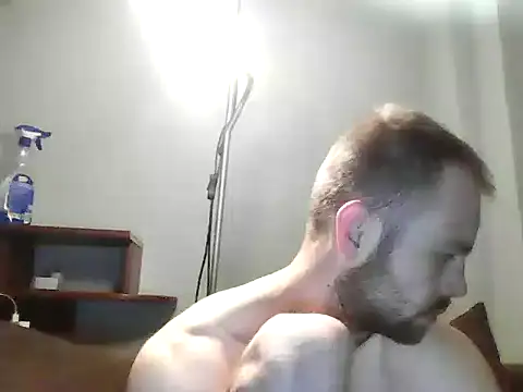 Snapshot of MatusCaddy chatting on 8, 3, 2026 MatusCaddy online show from 8, 3, 2026