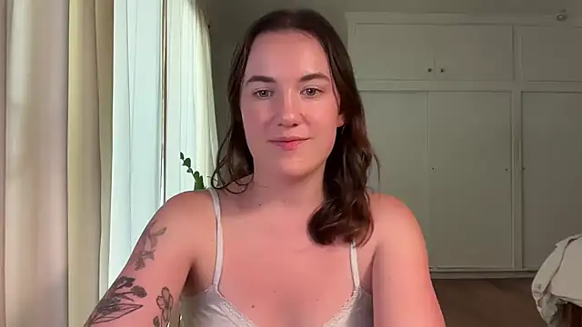 Snapshot of summerxo chatting on 7, 5, 2026 summerxo online show from 7, 5, 2026