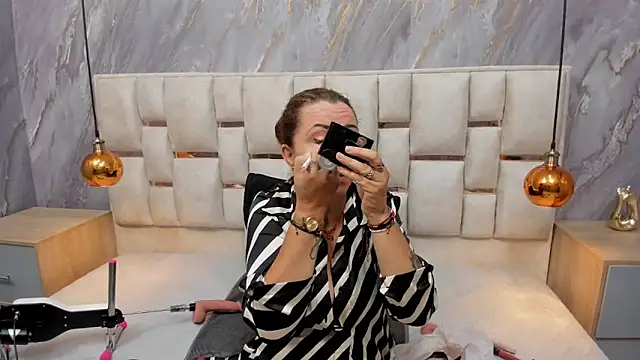 Milf Drip online show from 1, 6, 2026