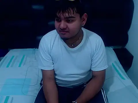 XNoahDeepThroatX online show from 15, 4, 2026