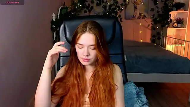 TiffanyVex online show from 25, 3, 2026