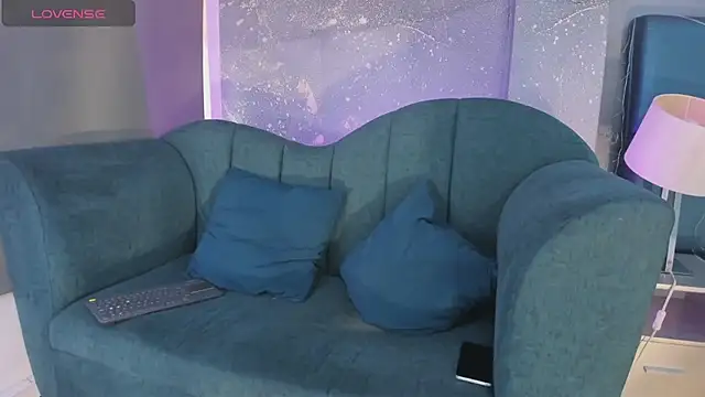 charlotsweett  online show from 18, 7, 2026