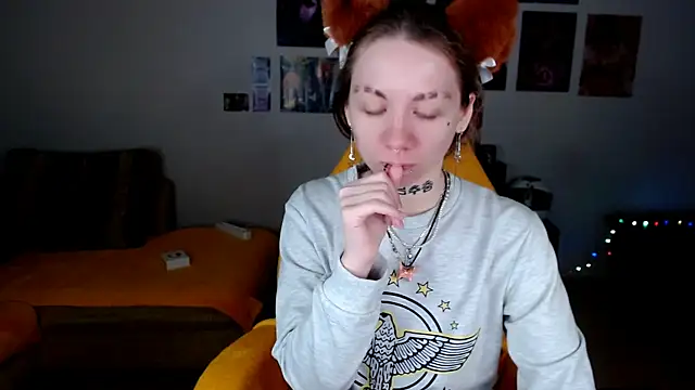 Snapshot of Nica_Kawaii chatting on 4, 5, 2026 Nica Kawaii online show from 4, 5, 2026