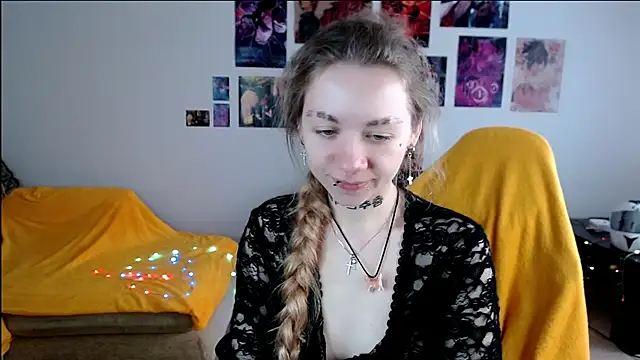 Snapshot of Nica_Kawaii chatting on 18, 5, 2026 Nica Kawaii online show from 18, 5, 2026