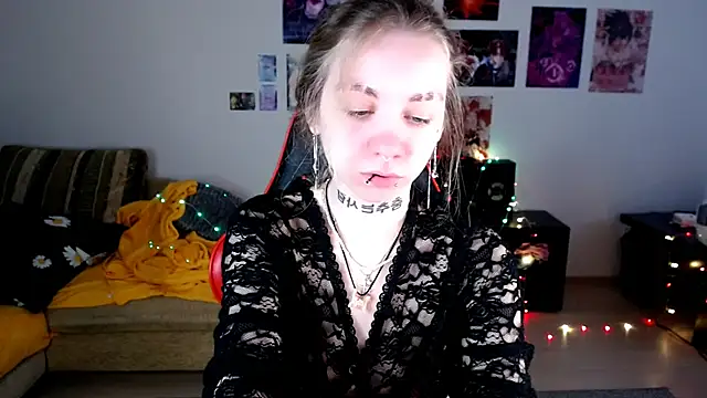 Snapshot of Nica_Kawaii chatting on 7, 5, 2026 Nica Kawaii online show from 7, 5, 2026
