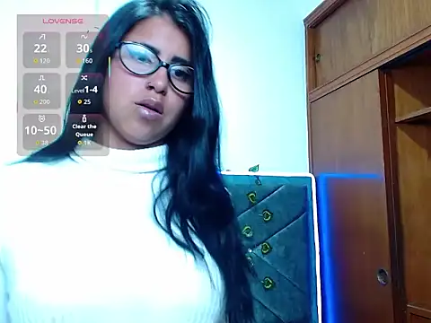 Snapshot of Alisha_Gamskar13 chatting on 1, 6, 2026 Alisha Gamskar13 online show from 1, 6, 2026