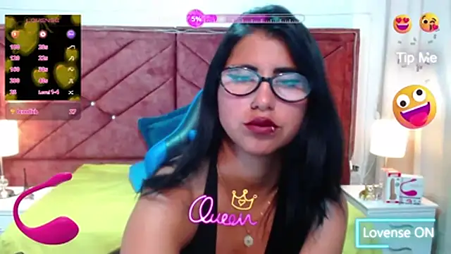 Snapshot of Alisha_Gamskar13 chatting on 15, 5, 2026 Alisha Gamskar13 online show from 15, 5, 2026