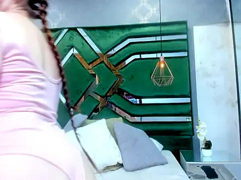 Candy Stormi online show from 25, 3, 2026