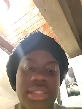 YourLiaa  online show from 13, 4, 2026