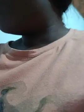 YourLiaa  online show from 29, 3, 2026