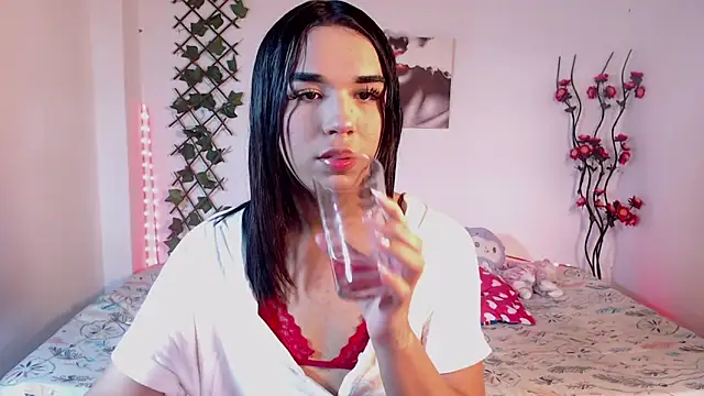 Candyy doll   online show from 20, 5, 2026