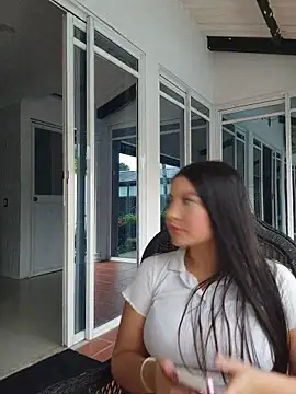Pretty Julieta online show from 28, 4, 2026