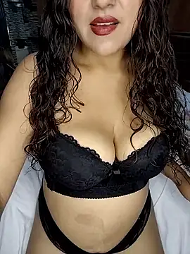 Snapshot of shantal1921 chatting on 10, 5, 2026 shantal1921 online show from 10, 5, 2026