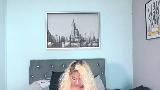 Snapshot of IvonnyBon_gh chatting on 28, 5, 2026 IvonnyBon gh online show from 28, 5, 2026