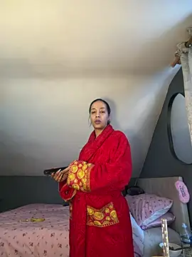 Saskia xx online show from 13, 3, 2026