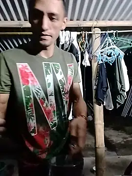 Snapshot of TuCanero23cm chatting on 4, 6, 2026 TuCanero23cm online show from 4, 6, 2026