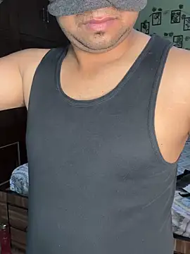 Snapshot of your_bhabhi_love chatting on 18, 5, 2026 your bhabhi love online show from 18, 5, 2026