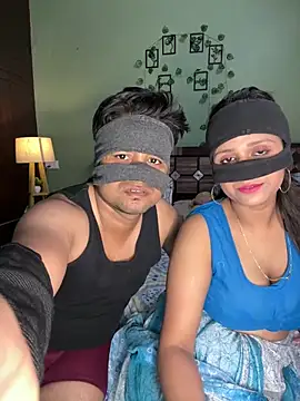 Snapshot of your_bhabhi_love chatting on 3, 6, 2026 your bhabhi love online show from 3, 6, 2026
