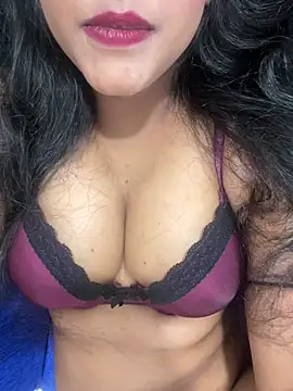 Snapshot of munni-munni6767 chatting on 5, 5, 2026 munni-munni6767 online show from 5, 5, 2026