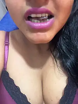 Snapshot of munni-munni6767 chatting on 16, 5, 2026 munni-munni6767 online show from 16, 5, 2026
