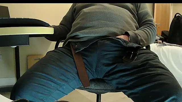 schwanz0967 online show from 12, 4, 2026