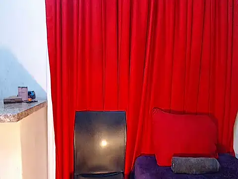 DarkDivva18 online show from 13, 5, 2026