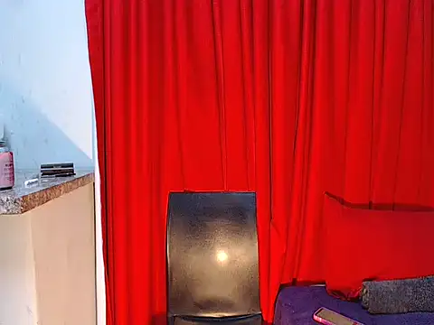 DarkDivva18 online show from 11, 5, 2026