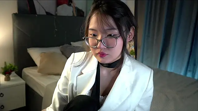 NelleMihalko online show from 2, 4, 2026