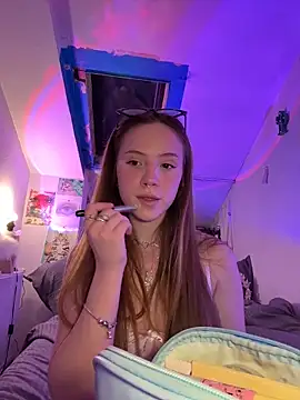 Ameliamoooon online show from 13, 3, 2026