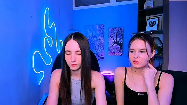 Snapshot of bella_dorn chatting on 2, 7, 2026 bella dorn online show from 2, 7, 2026