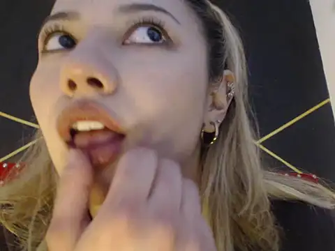 danielawidx online show from 6, 3, 2026