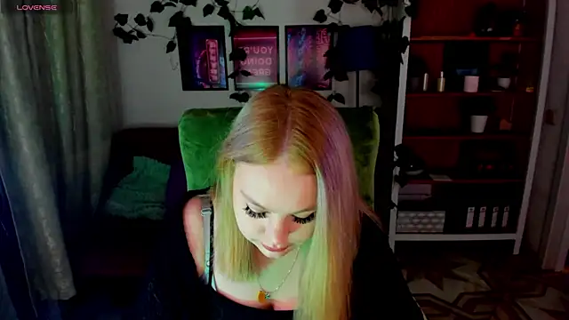 AmeliaMerris online show from 27, 3, 2026